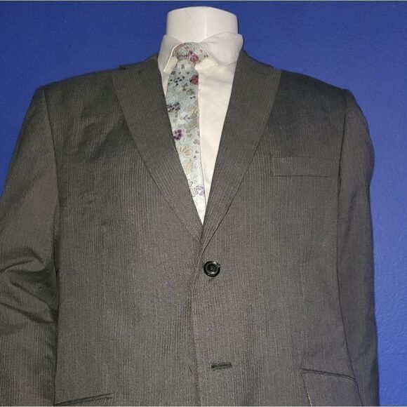 Haggar Grey Tonal Pinstripe Sport Coat Size 44R - Picture 2 of 7